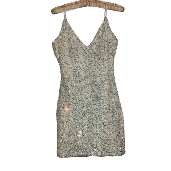 Windsor White iridescent Sequin Spaghetti Strap Mini Bodycon Dress Ladies Small - Picture 1 of 16